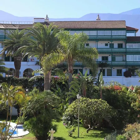 Vista Violetas Puerto de la Cruz (Tenerife)